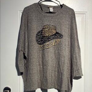 Gray Long Sleeve Top with Leopard Hat Design
